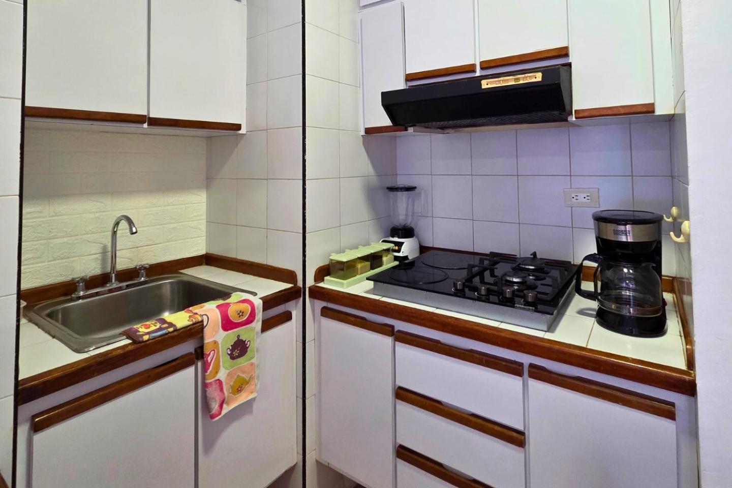 Tucacas, Frente Al Mar, Balcon, Piscina Y Playa Privada Apartment ภายนอก รูปภาพ