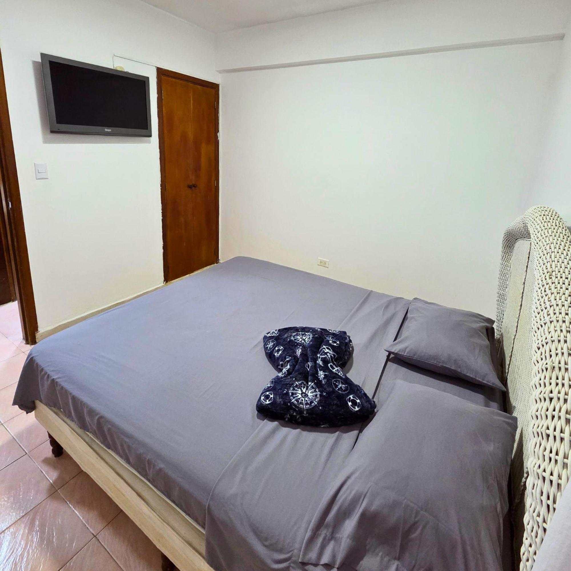Tucacas, Frente Al Mar, Balcon, Piscina Y Playa Privada Apartment ภายนอก รูปภาพ