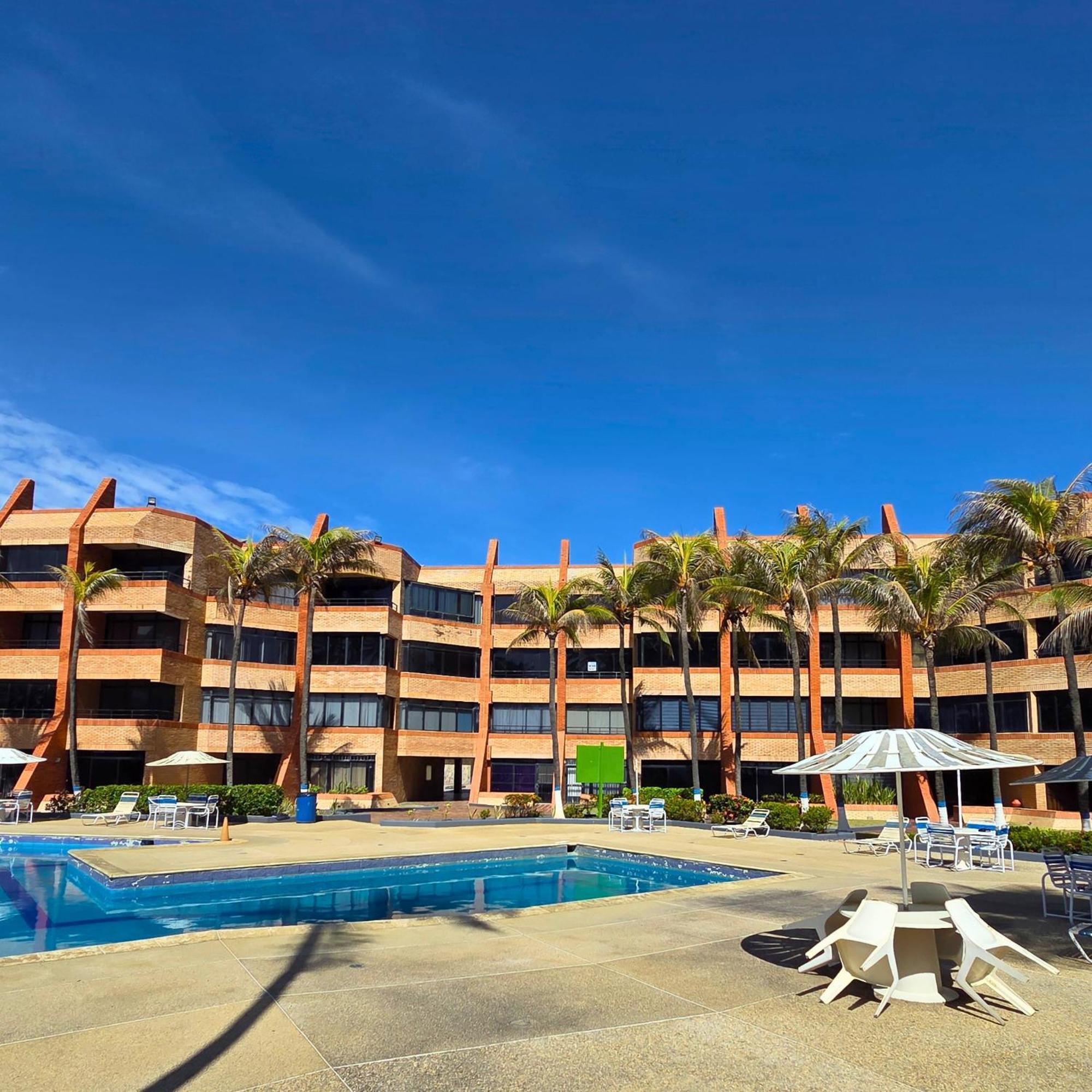 Tucacas, Frente Al Mar, Balcon, Piscina Y Playa Privada Apartment ภายนอก รูปภาพ